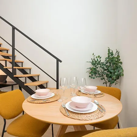 C06 Stylish In Downtown Appartement *